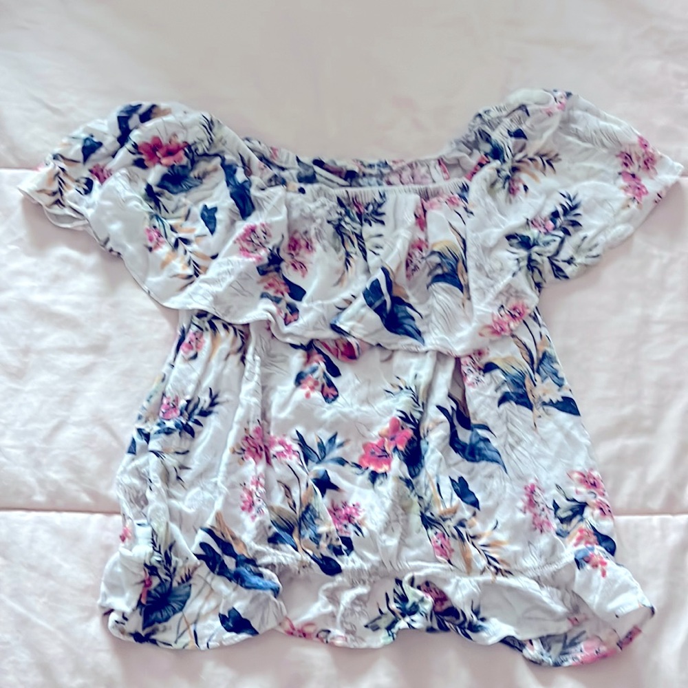 American Eagle Off the Shoulder Top Size XS